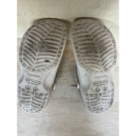 Crocs Womens Size 8 Classic Comfort Clogs Tan Beige Slip-On Waterproof Garden - Picture 7 of 9